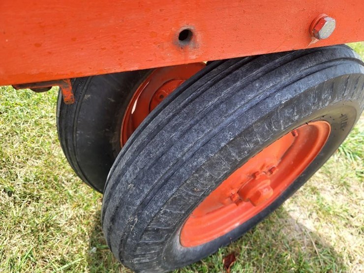 allis-chalmers-wd-tractor-image-60