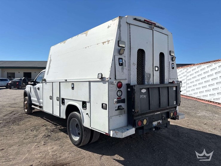 2017-ford-f550-image-4