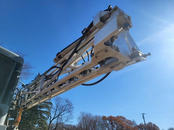 2007-hagie-sts12-image-30