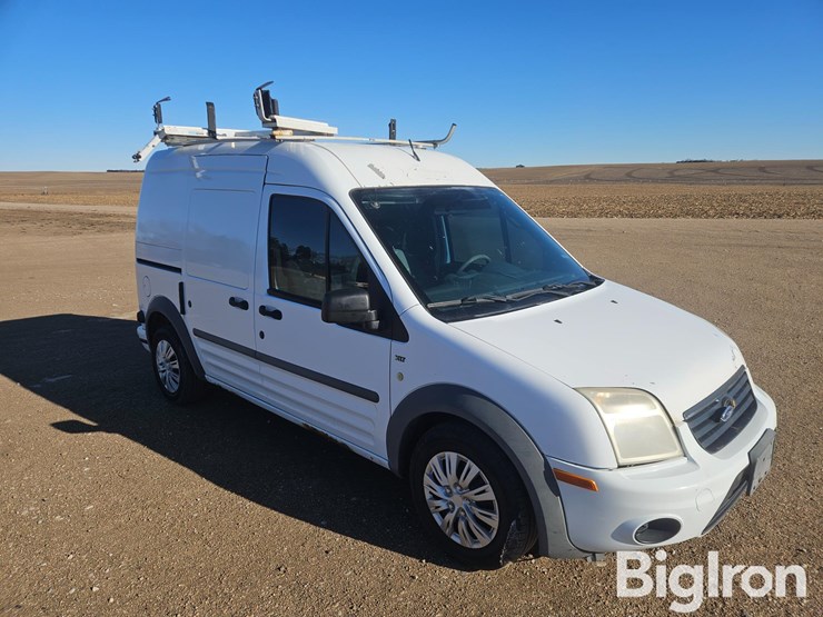 2010-ford-transit-connect-image-3