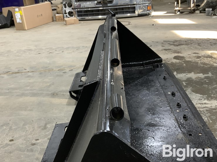 72"-general-purpose-skid-steer-bucket-image-12