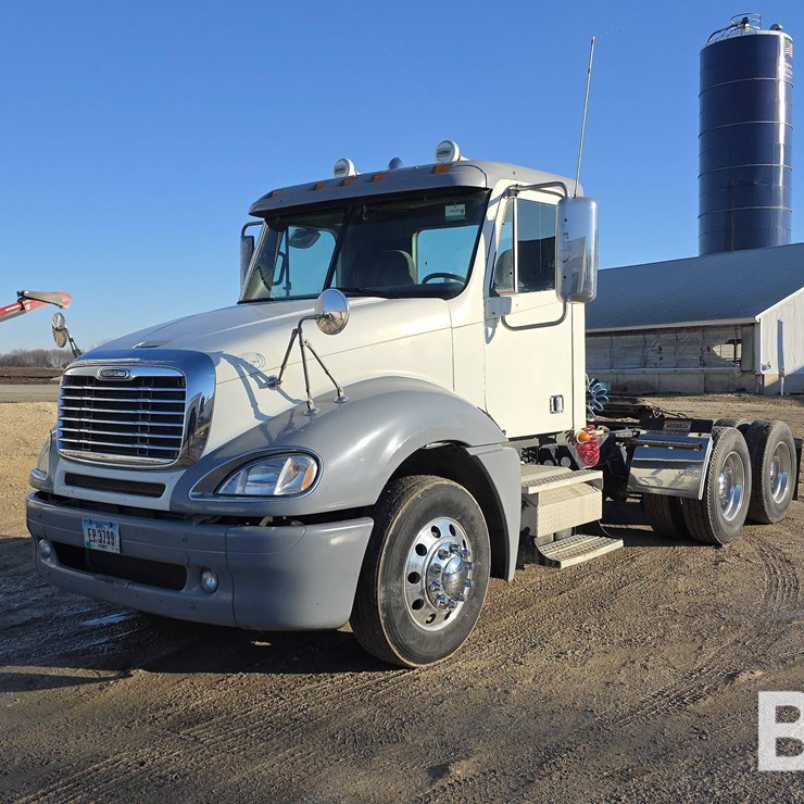 2009 FREIGHTLINER COLUMBIA 120