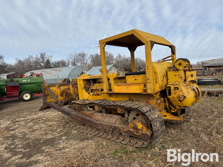 caterpillar-d6-image-7