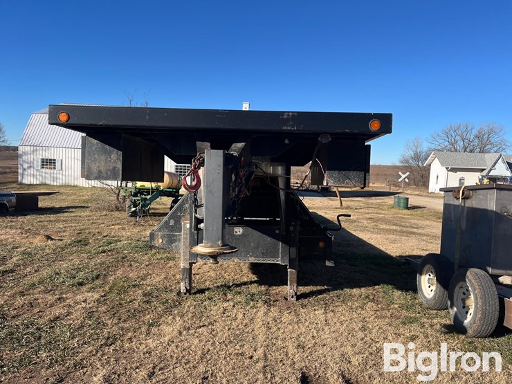 2016-loadking-t/a-flatbed-trailer-image-2