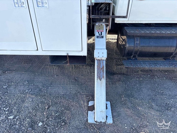 2006-international-durastar-4300-image-32