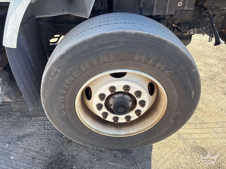 2018-international-workstar-7400-image-43