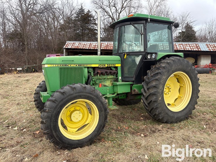 1986-john-deere-3150-image-9