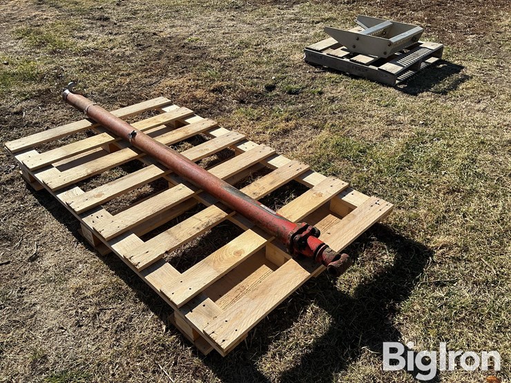 international-a-image-3