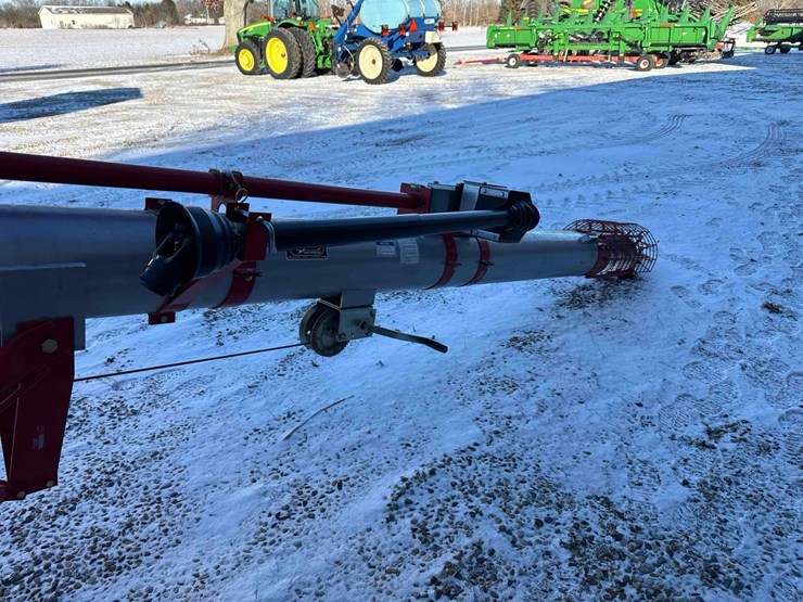 2023-agi-mayrath-10-41-auger-image-6