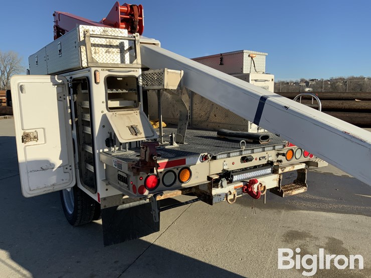 2015-ford-f550-xl-image-19