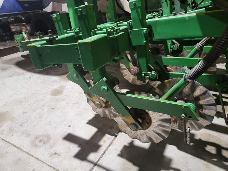john-deere-7000-image-4