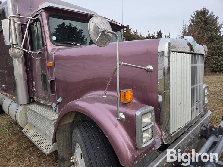 1998-international-9300-image-17