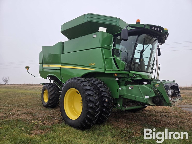 2015-john-deere-s660-image-3