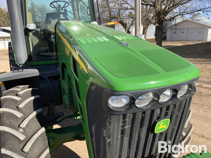 2007-john-deere-8230-image-13