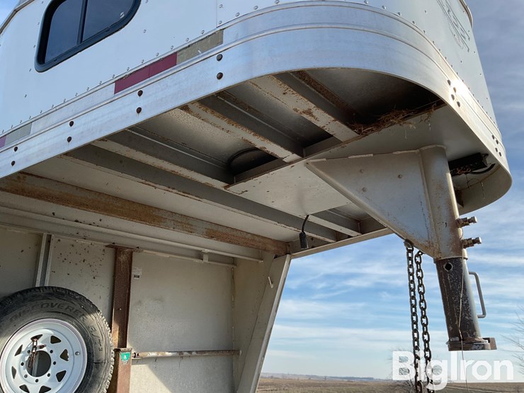 2003-exiss-vgnc-720-t-t/a-gooseneck-livestock-trailer-image-12