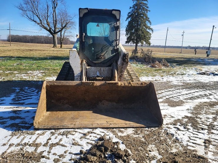 2017-bobcat-t630-image-8