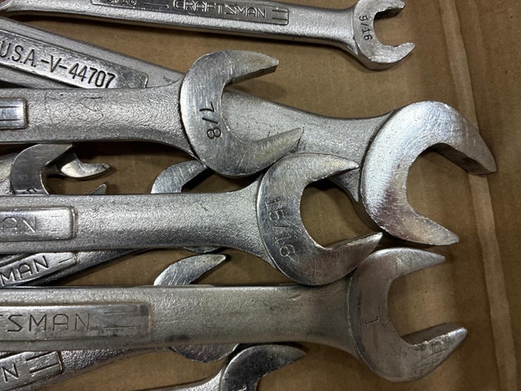 #115306-•-box-of-craftsman-wrenches-standard-image-2