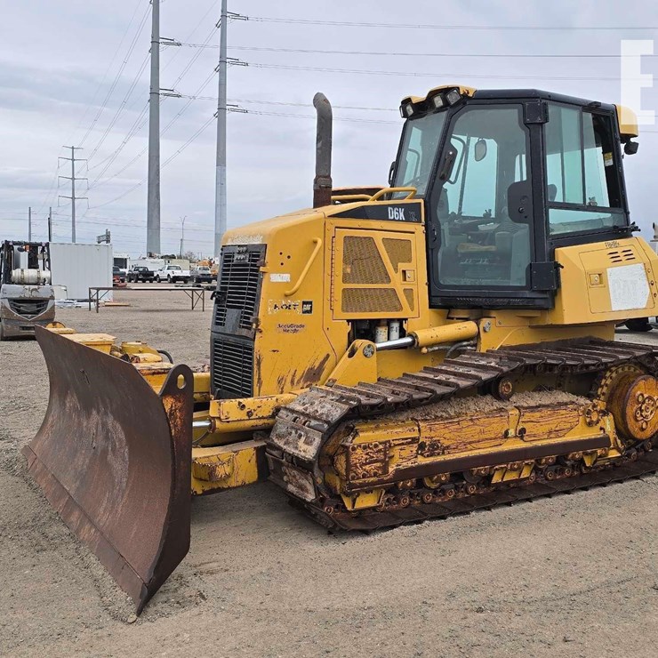 2011 CATERPILLAR D6K XL