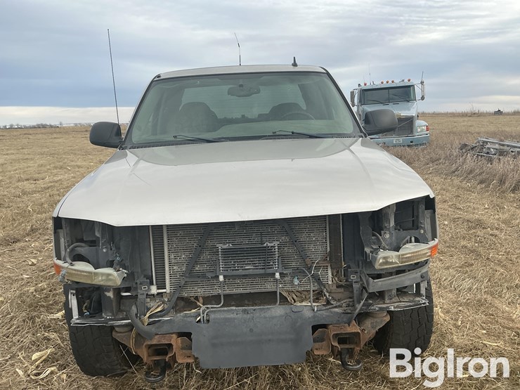 2006-gmc-sierra-2500-image-12
