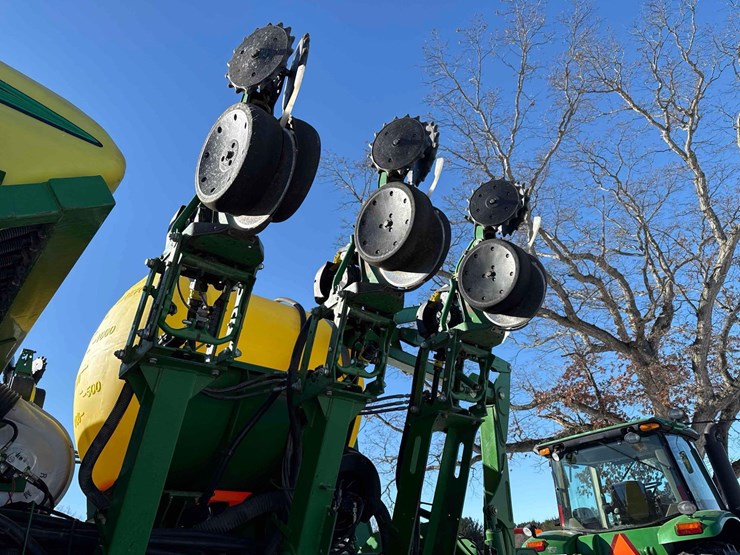 john-deere-1790-ccs-image-36