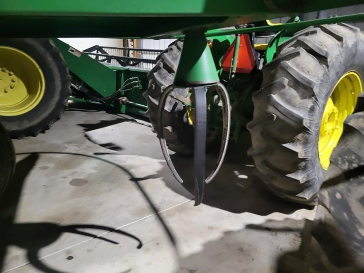 john-deere-4400-image-5