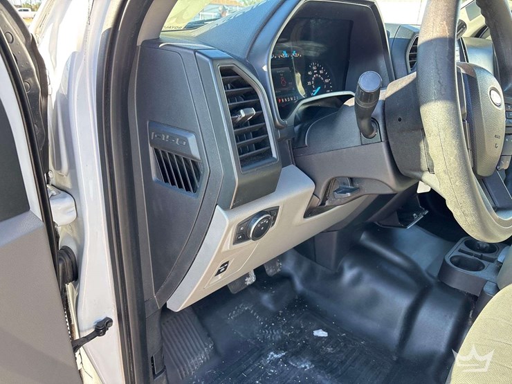 2015-ford-f150-image-17