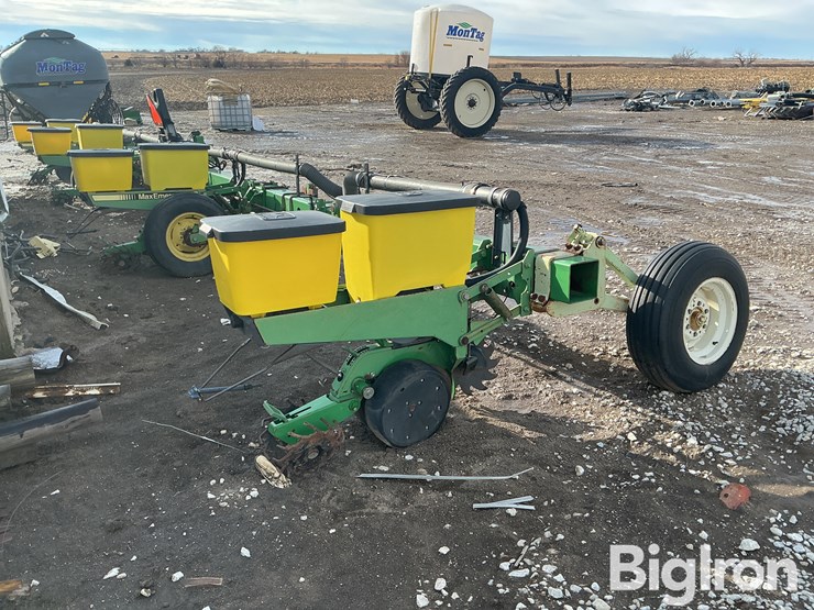 john-deere-7300-image-5