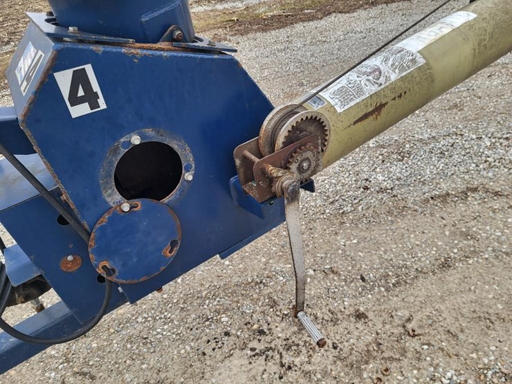 harvest-international-h1062-image-12