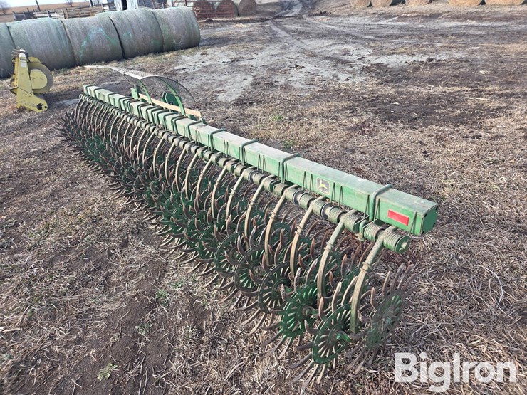 john-deere-400-image-5