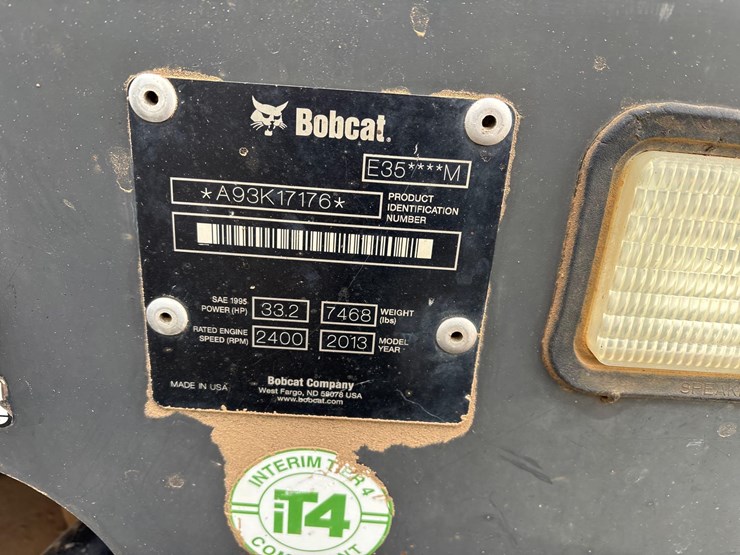 2013-bobcat-e35-image-14