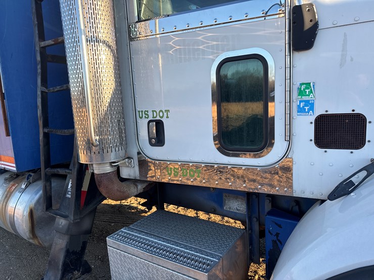 2006-peterbilt-357-image-15