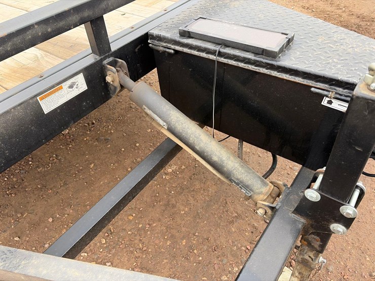 2021-h&h-h8220ex-100-tilt-bed-car-trailer-image-6