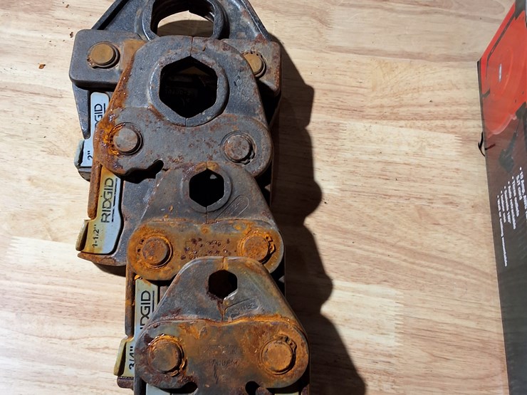 #335-•-lot-of-ridgid-pro-press-head-image-1