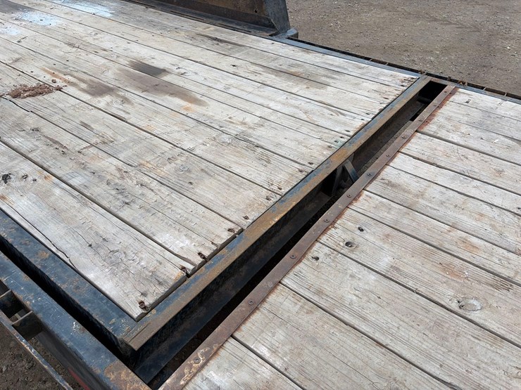 2018-dct-21-ft.-tilt-bed-trailer-image-5