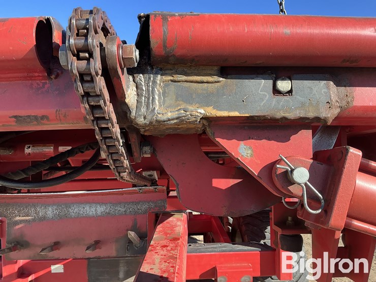 morris-pro-ag-k16-pull-type-large-square-bale-stacker-image-13