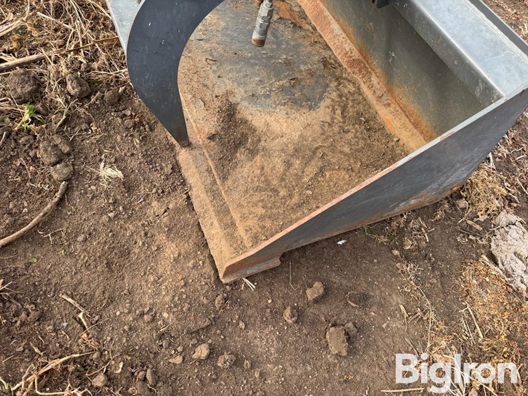 skid-steer-grapple-bucket-image-9