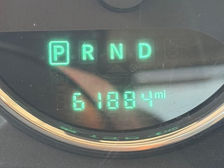 2016-jeep-wrangler-sport-image-3