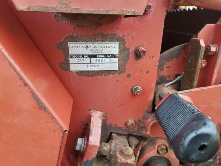 new-holland-782-image-19