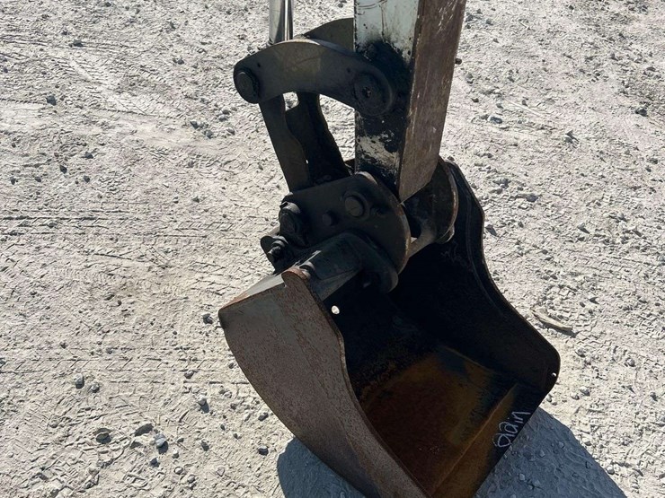 2011-bobcat-e50m-mini-excavator-image-20