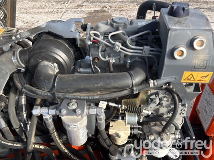 2021-hamm-hd8vv-image-16