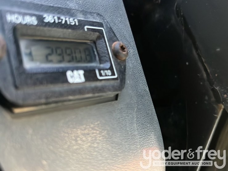 2012-caterpillar-252b3-image-33