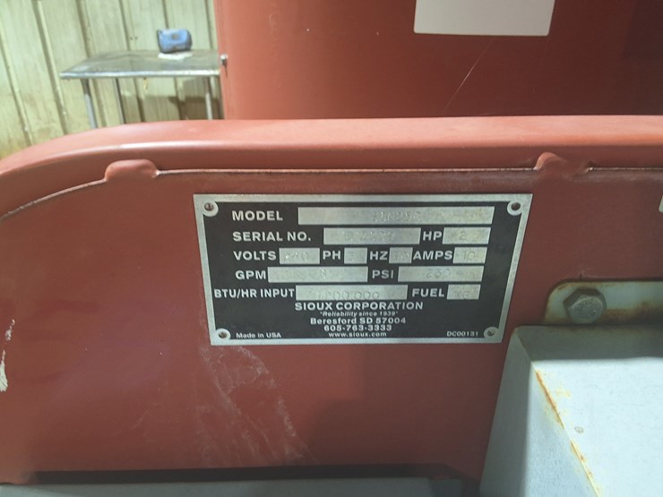 #305-•-sioux-hot-water-pressure-washer-image-3