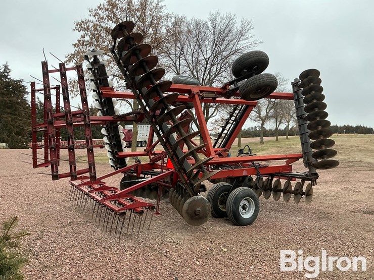 international-496-image-5