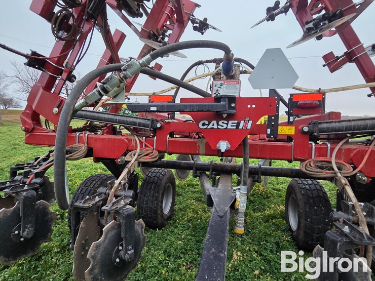 2023-case-ih-nutri-placer-930-image-11