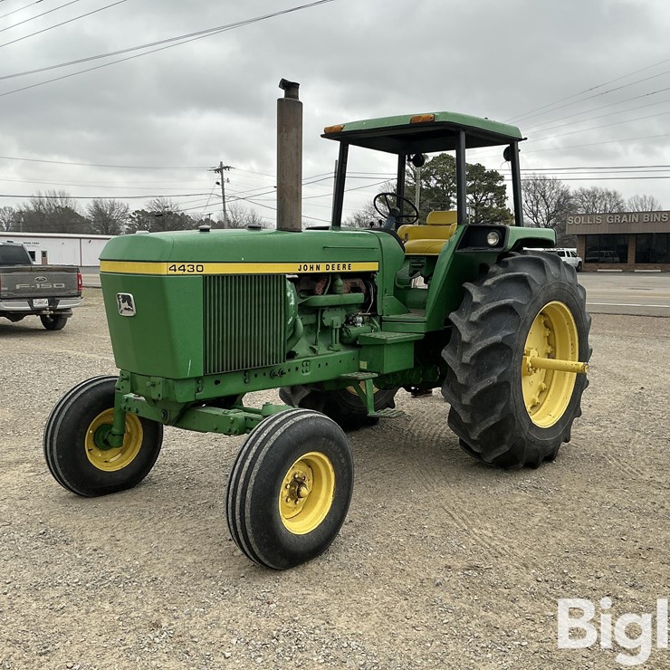 JOHN DEERE 4430