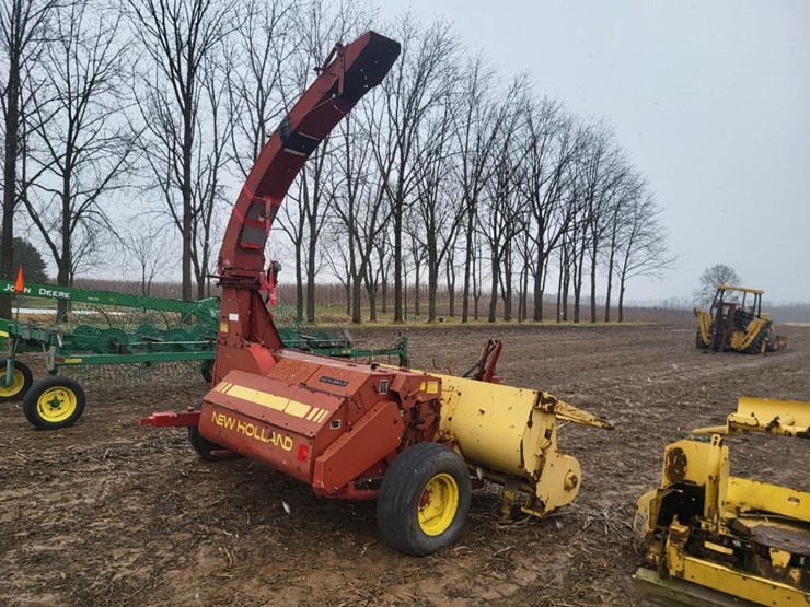 new-holland-782-image-3