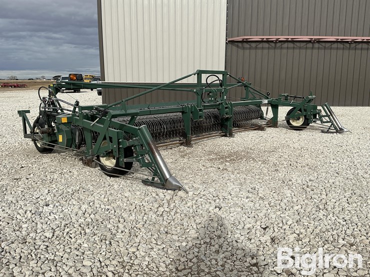 2011-pickett-8030-image-1