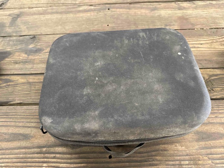 dickey-john-mini-moisture-tester-image-7