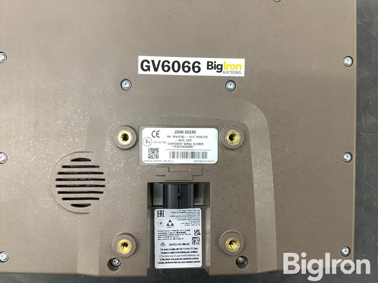 2023-john-deere-4600-image-11