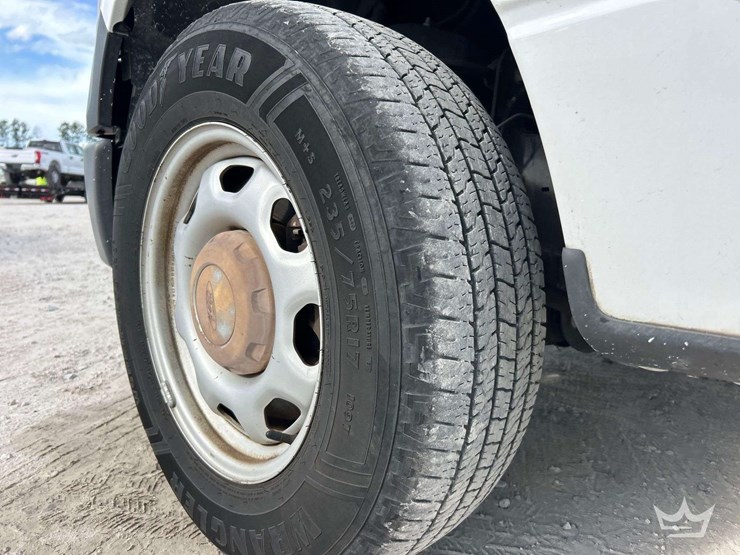 2013-ford-f150-image-21